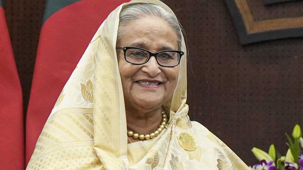 बांग्लादेश की अंतरिम सरकार ने पूर्व PM शेख हसीना का राजनयिक पासपोर्ट किया रद्द