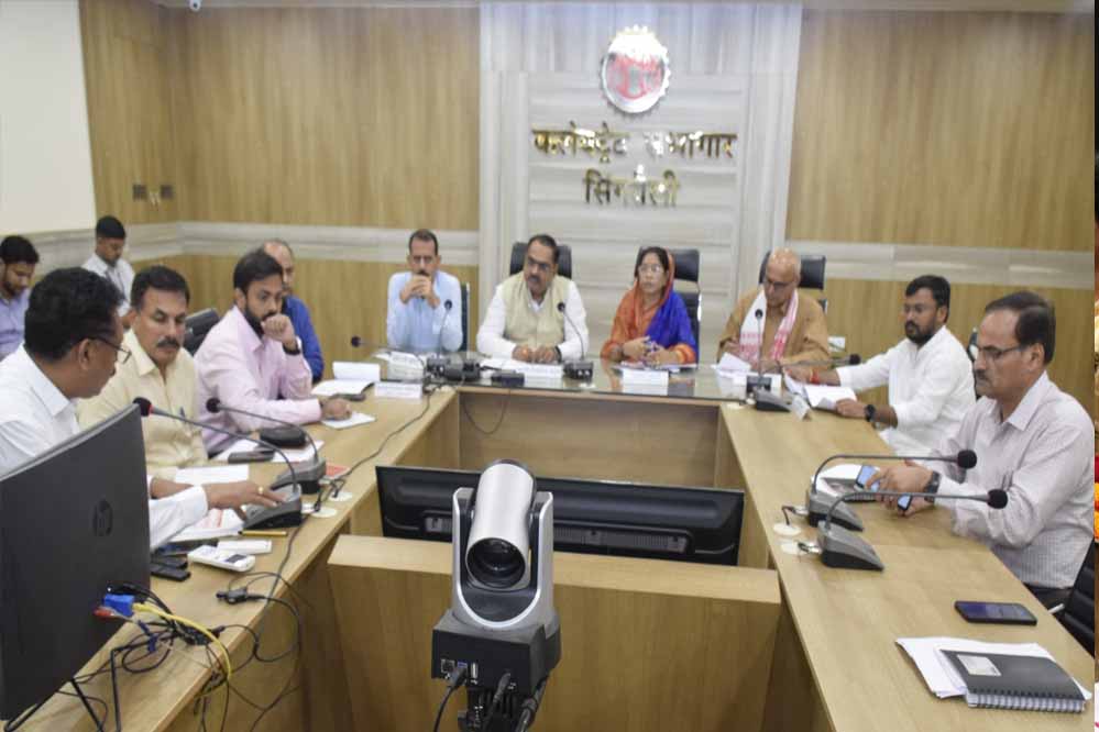 दिव्यांग जनो को शासन की योजनाओं का शत प्रतिशत मिले लाभः राज्यमंत्री