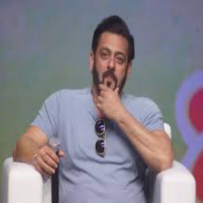 चोटिल होने के बावजूद सलमान खान ने किया डांस, वीडियो देखकर फैंस हुए दुखी