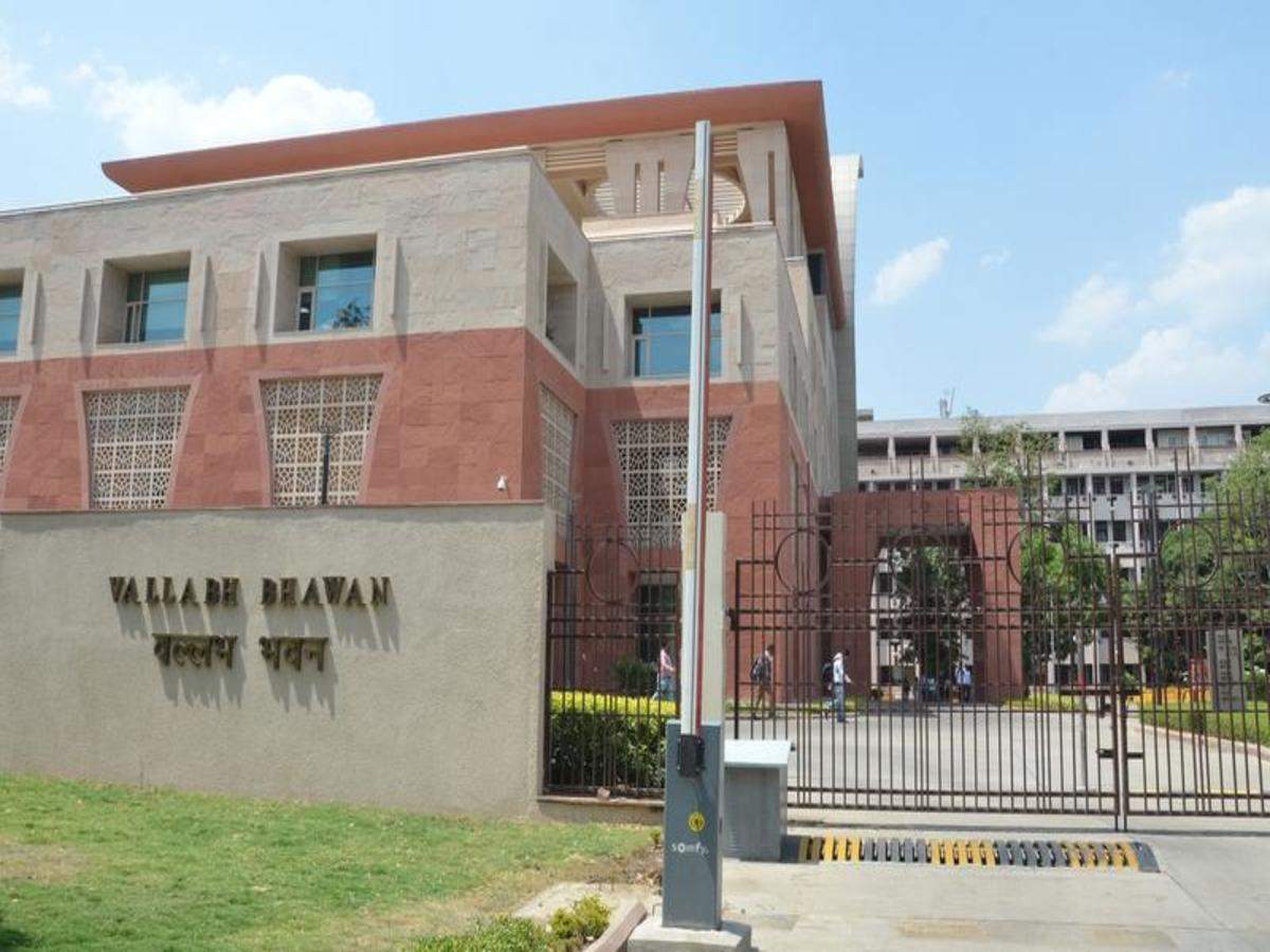 मोहन सरकार ने डाकुओं की सूचना देने वाले मुखबिरों को सरकारी नौकरी देने का नियम समाप्त किया
