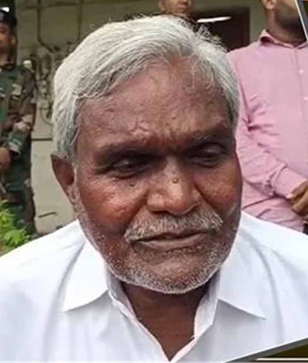 राजनीतिक गलियारे में यह अटकलें चंपई सोरेन भाजपा में शामिल हो सकते हैं, मीडिया के सामने किया खारिज