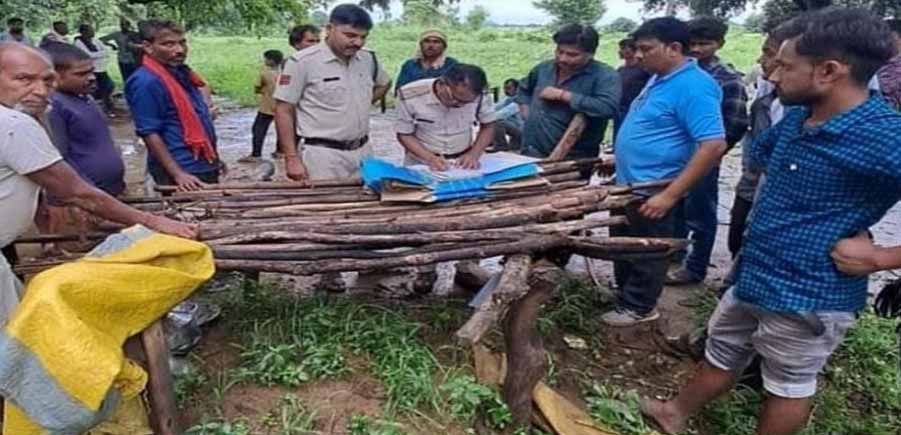 खेलते-खेलते कुएं में गिरने से 9 साल के लड़के की मौत