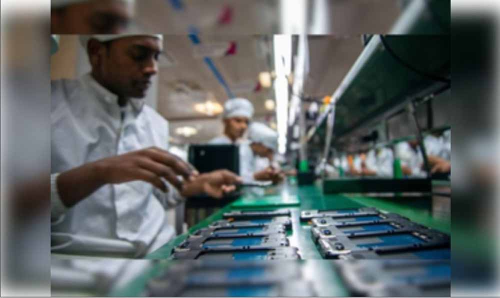 भारत का मोबाइल फोन निर्यात अप्रैल-जुलाई की अवधि में बढ़कर 6.5 अरब डॉलर पहुंचा