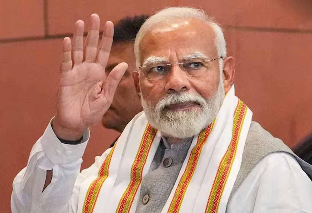 केंद्र की मोदी सरकार ने सरकारी कर्मचारियों को बड़ी सौगात दी, यूनिफाइड पेंशन स्कीम को दी मंजूरी