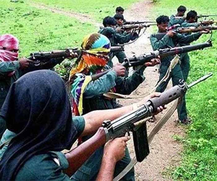 बीजापुर जिले में नक्सलियों ने एक ग्रामीण युवक की हत्या, अब तक 18 ग्रामीणों की मुखबिरी के संदेह में हुई हत्या