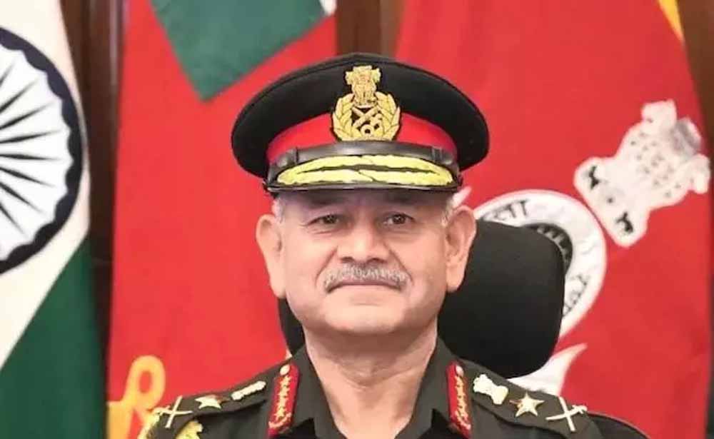 सेना प्रमुख जरनल उपेंद्र द्विवेदी ने कहा- मणिपुर दौरे का मुख्य उद्देश्य राज्य में विश्वास, शांति और सौहार्द सुनिश्चित करना है