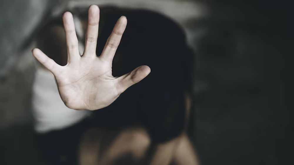 मेडिकल कॉलेज की जूनियर डॉक्टर से सीनियर ने किया दुष्कर्म, आरोपी गिरफ्तार