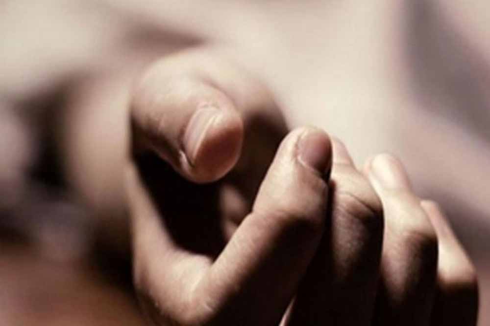 तिरुपति: एंबुलेंस ने पैदल मंदिर जा रहे श्रद्धालुओं को टक्कर मारी, दो महिलाओं की मौत