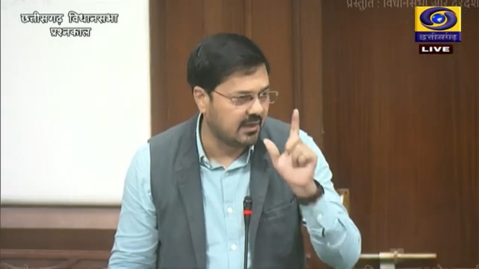 विधायक अनुज शर्मा के सवालों में उलझे उद्योग मंत्री, जायसवाल निको की अनियमितताओं पर गोलमोल जवाब से बढ़े सवाल