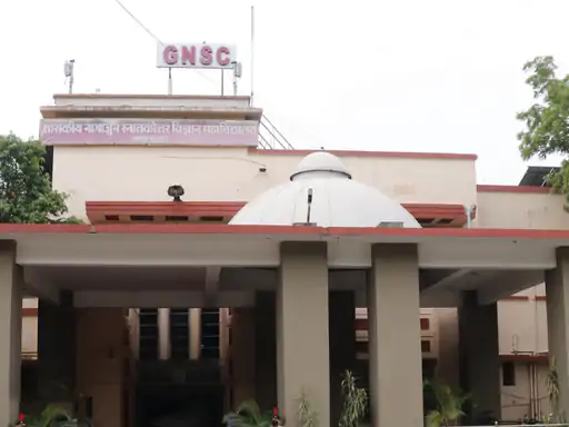 ऑटोनॉमस कॉलेजों की सीटें फुल, सरकारी में खाली