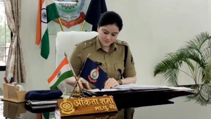 पुलिस ने Amazon India को भेजा नोटिस, प्रतिबंधितचाकू बिक्री