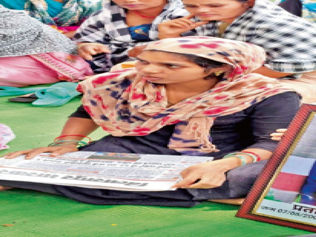 पुलिस ने परिवार को शव देने से किया इनकार