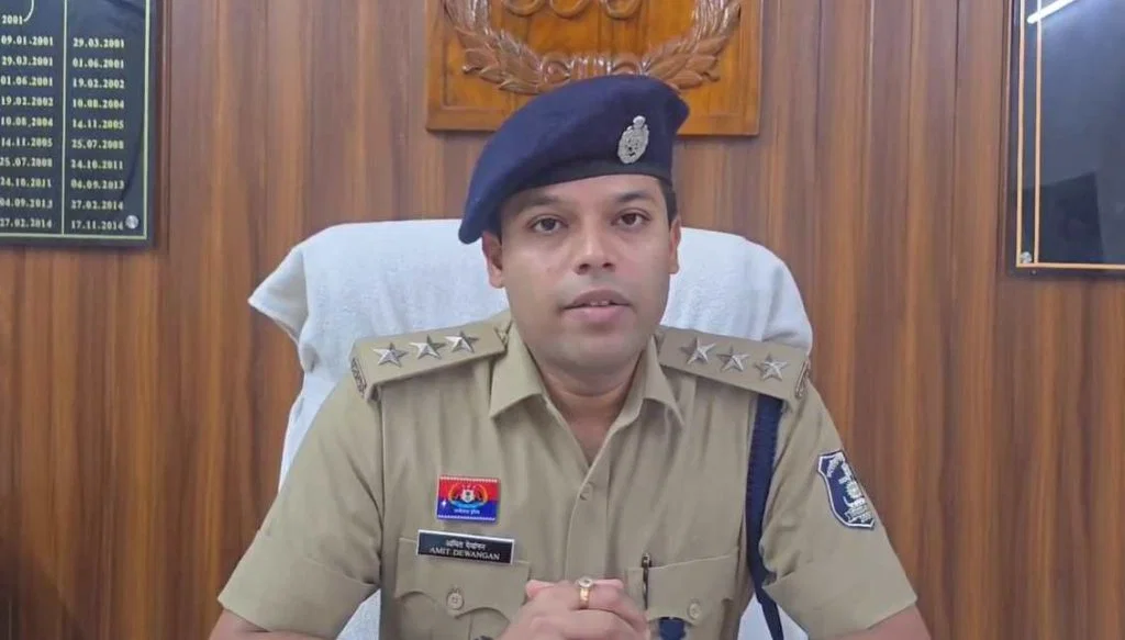 कबाड़ कारोबार की आड़ में ड्राइवर बना शिकार