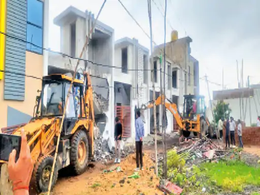 रायपुर में अवैध निर्माण पर निगम की बड़ी कार्रवाई