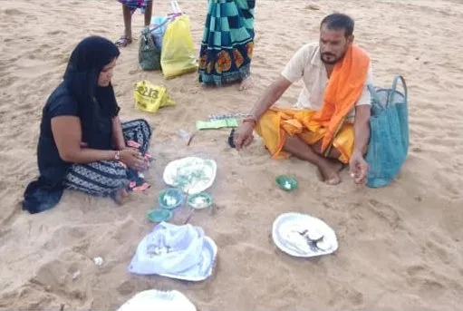 बेटी ने निभाई पिता की अंतिम संस्कार जिम्मेदारी