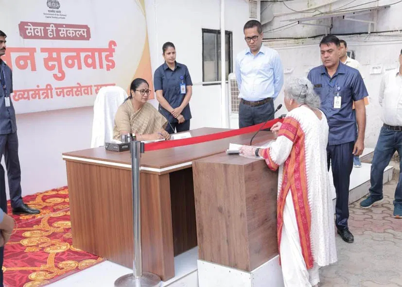 हमले के बाद CM रेखा गुप्ता ने जनसुनवाई शुरू