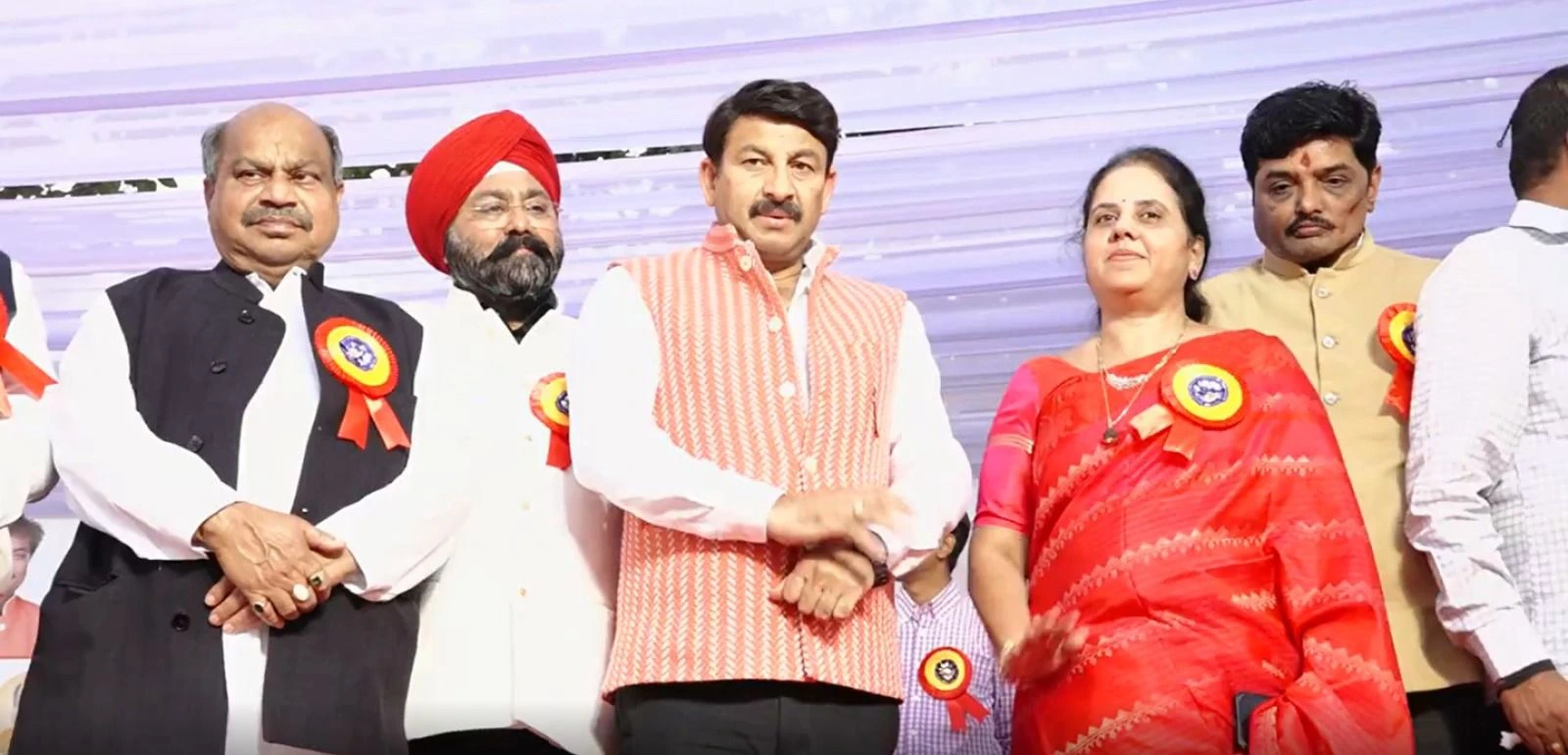 रायपुर खेल महोत्सव में गुरुचरण सिंह होरा सम्मानित