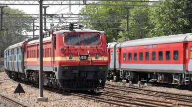 नए साल में रेल यात्रियों को बड़ा झटका