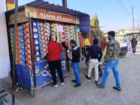 कोटपा एक्ट के तहत 16 पर चालानी कार्रवाई