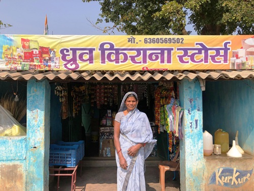 स्व-सहायता समूह से जुड़कर पूनम देवी बनीं आत्मनिर्भर