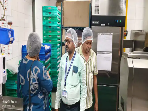 रायपुर की बेकरी में एक्सपायरी ब्रेड का खेल उजागर