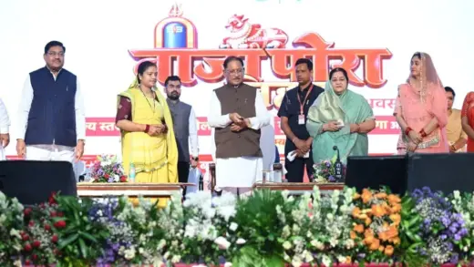 मुख्यमंत्री निवास में उमड़ा मातृशक्ति का सैलाब, विष्णु भैया
