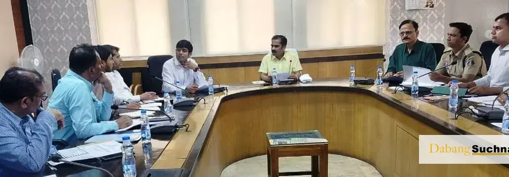 विभिन्न ब्लैक स्पॉट में आवश्यक सुधार हेतु सचिव परिवहन की अध्यक्षता में हुई बैठक